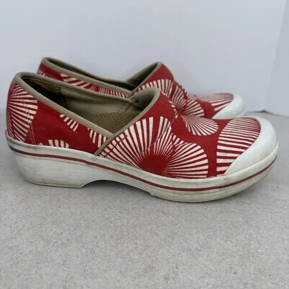 Dansko Red Fan Pattern Vegan Comfort Clogs Women’s Slip On Canvas Shoes Size 38 - Picture 11 of 13